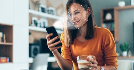 Nuevo padrón de telefonía móvil: tu número deberá registrarse con CURP a partir de 2026