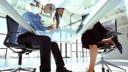 Amor de oficina: México conquista el ranking mundial de romances laborales