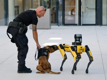 Guardianes del Futuro: Perros Robot Vigilarán la Seguridad de Monterrey en el Mundial 2026