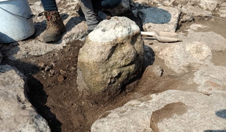 El Rostro del Tiempo: Descubren Escultura Maya del Señor Anciano en Sierra Papacal