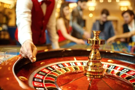 La ruleta no “se calienta”: cómo funciona el azar en casino online y qué revisar antes de jugar