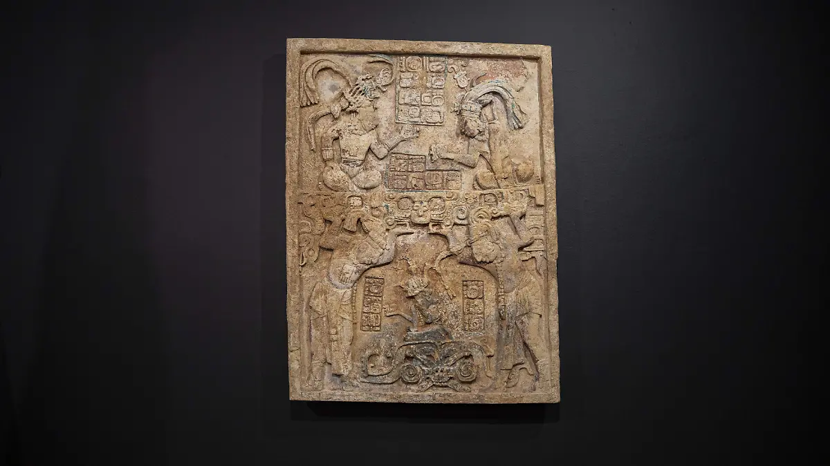 México recupera un dintel maya de Yaxchilán hallado en Nueva York