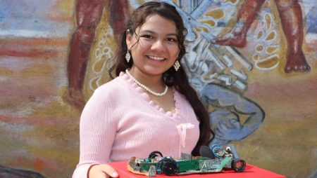 Angélica Montero, la estudiante de CCH, gana un concurso mundial por diseño ecológico