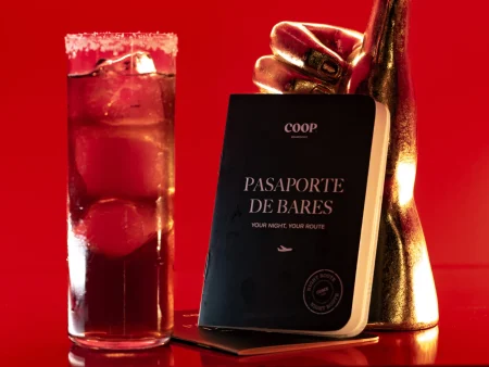 Explora la coctelería de la capital con el Pasaporte de Bares 2026