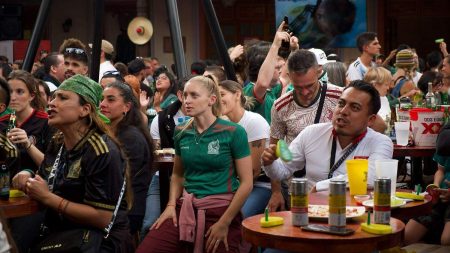 El Mundial dejó estadios llenos, pero una derrama económica mucho menor a la esperada