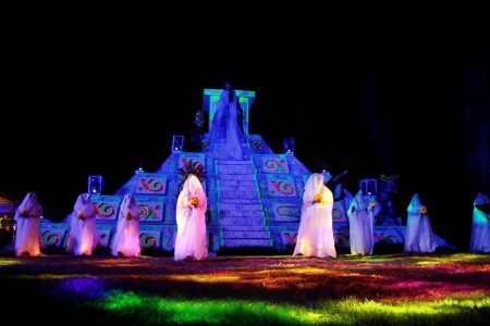La Llorona tiene nuevo escenario: este año desembarca en una chinampa de Xochimilco
